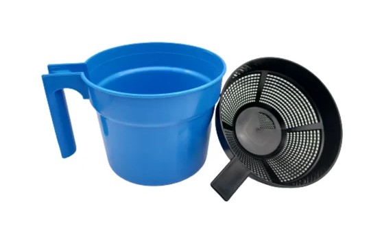 CANECA AZUL DE FUNDO PRETO COM ALÇA P/TESTE DE MASTITE