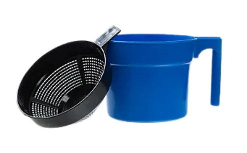 CANECA AZUL DE FUNDO PRETO COM ALÇA P/TESTE DE MASTITE